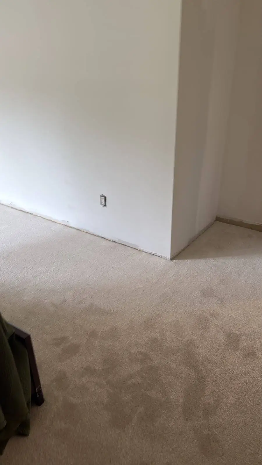 Carpet Restretching, Underlay and Patching