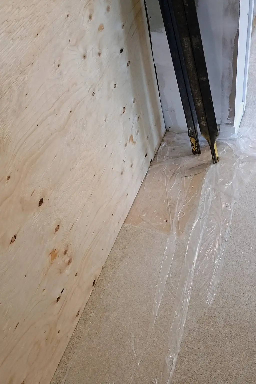 Carpet Restretching, Underlay and Patching